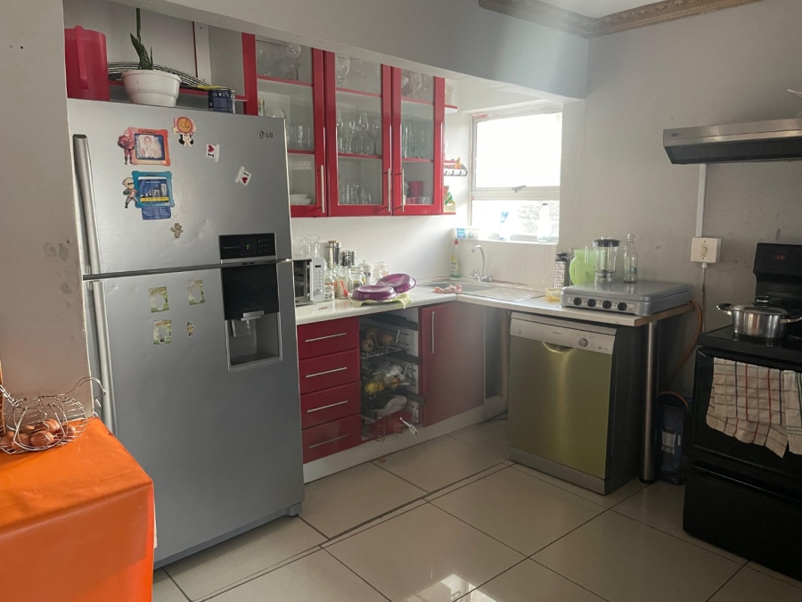 5 Bedroom Property for Sale in Amalinda Eastern Cape